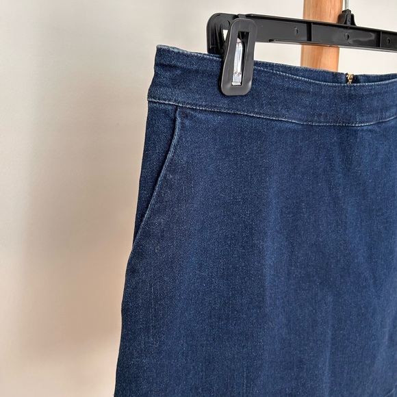 Draper James Scalloped Hem Blue Denim Mini Skirt Sz 6. New. Gold Zipper - Picture 6 of 9